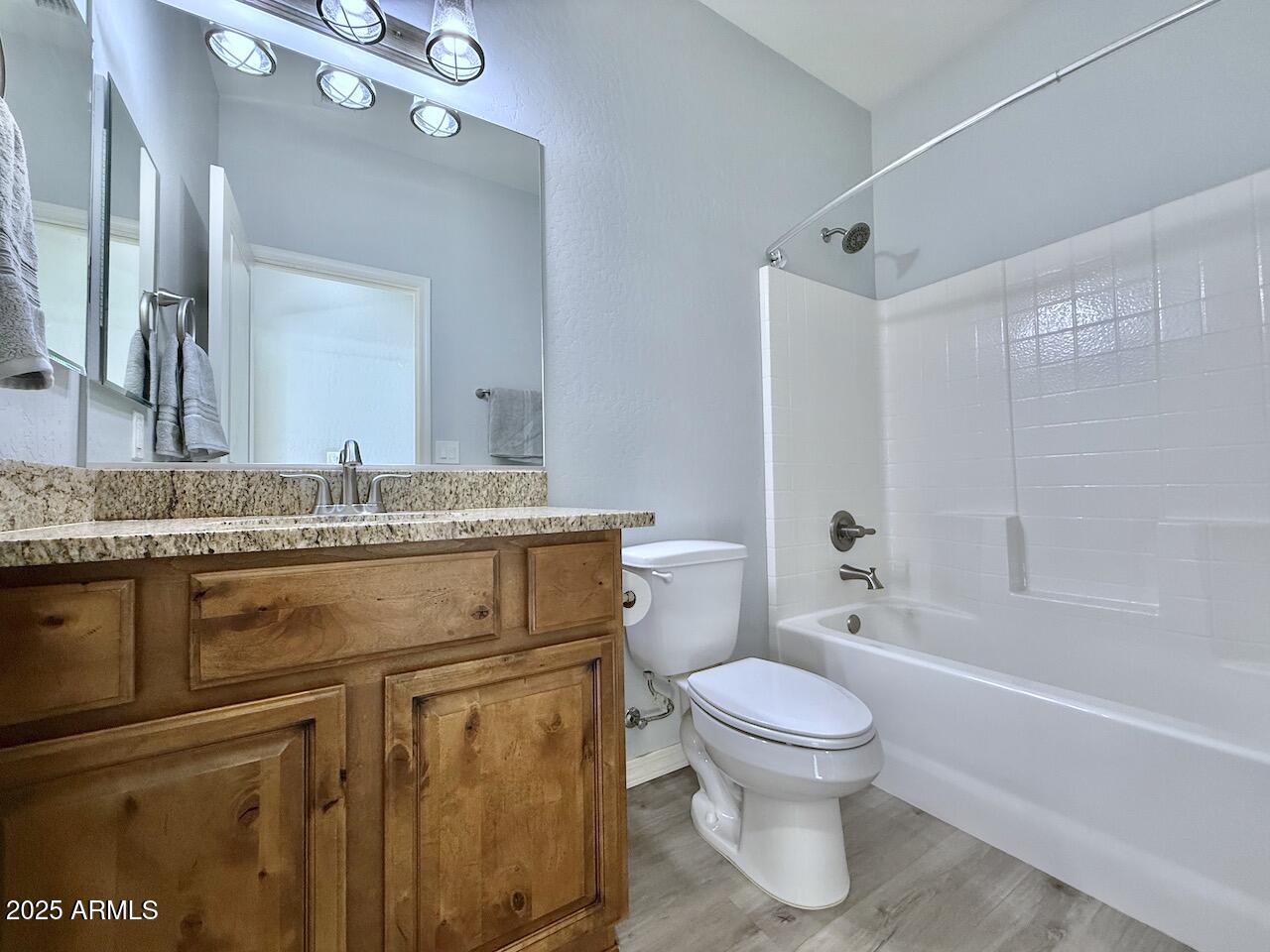 17642 East Trails End Road Mayer, AZ 86333 - Photo 26 of 43 26 Guest Bathroom 1