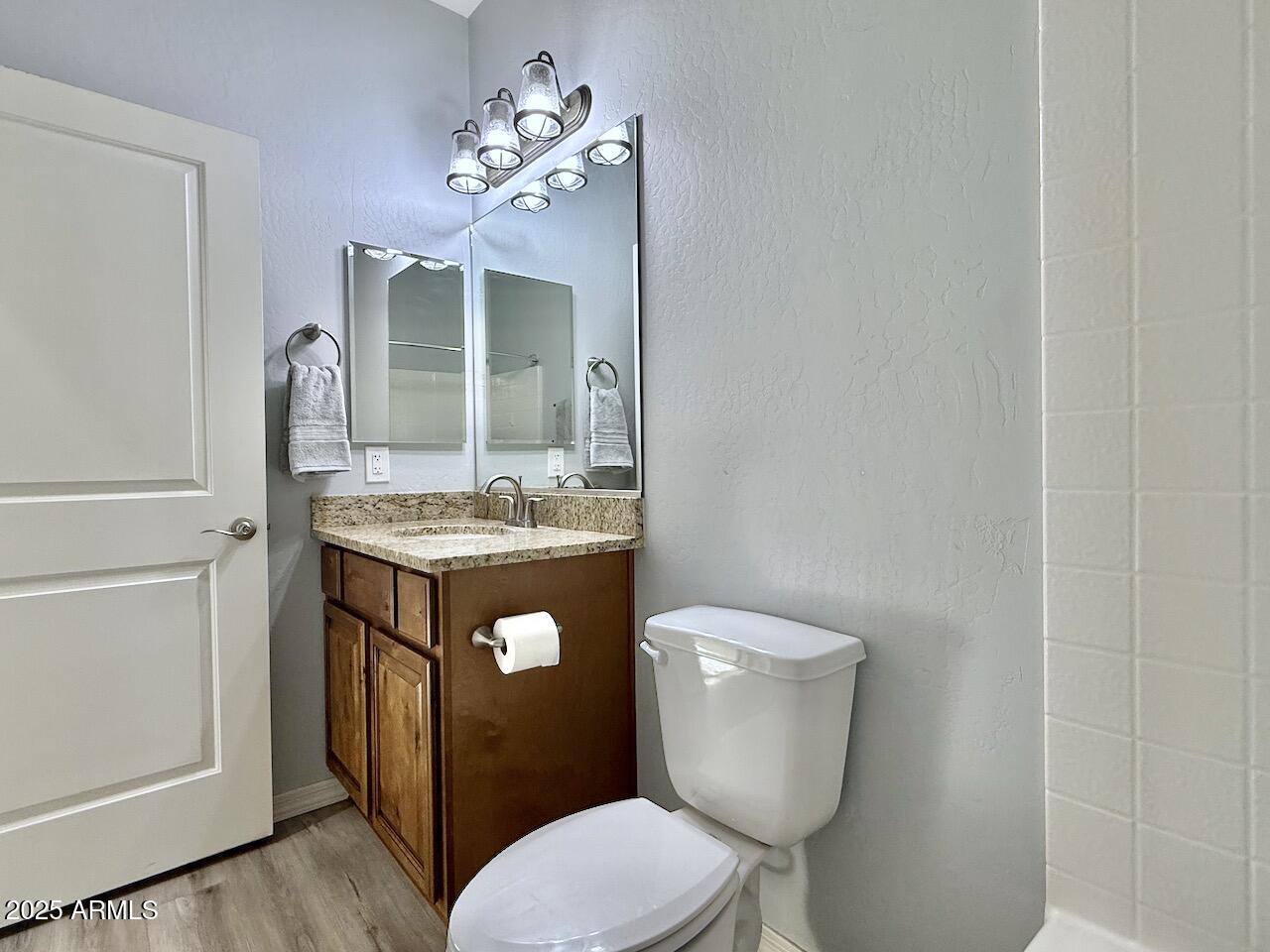 17642 East Trails End Road Mayer, AZ 86333 - Photo 27 of 43 27 Guest Bathroom 2