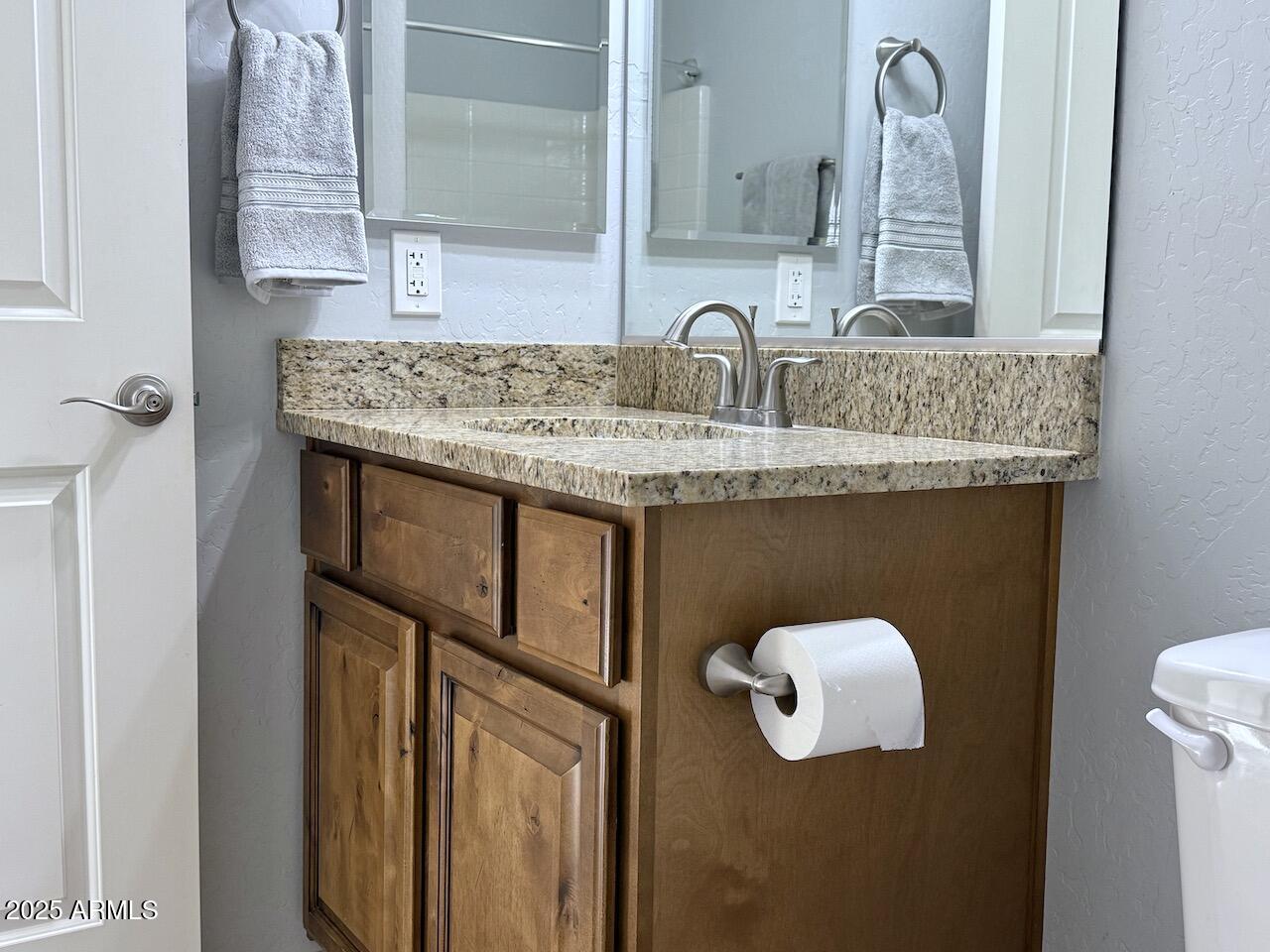 17642 East Trails End Road Mayer, AZ 86333 - Photo 28 of 43 28 Guest Bathroom 3
