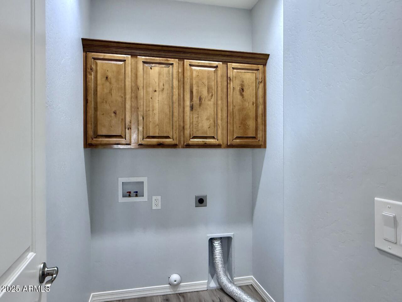 17642 East Trails End Road Mayer, AZ 86333 - Photo 29 of 43 29 Laundry