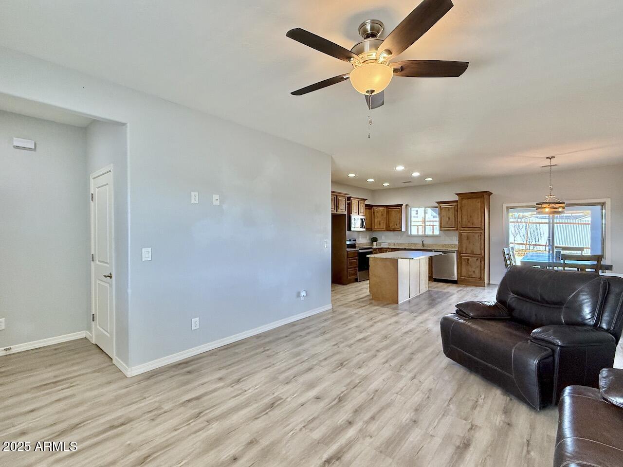 17642 East Trails End Road Mayer, AZ 86333 - Photo 6 of 43 06 Great Room 2
