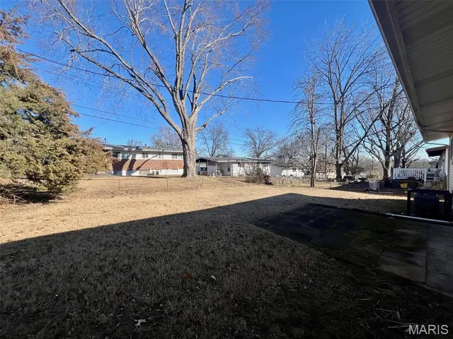 $169,900 | 1715 Beecher Drive, Dellwood, MO 63136