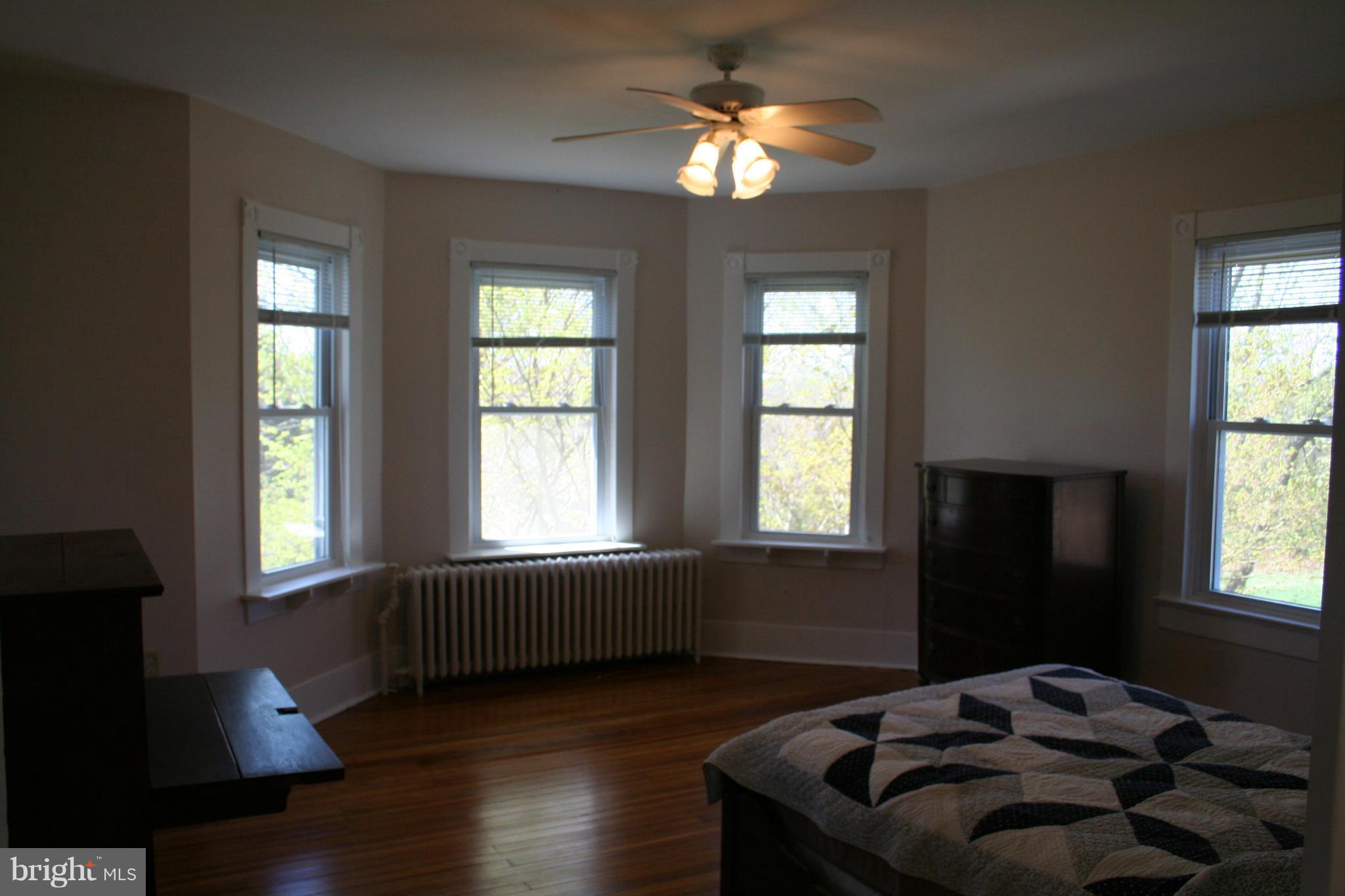21820 Beallsville Road Barnesville, MD 20838 - Photo 22 of 30 Bedroom