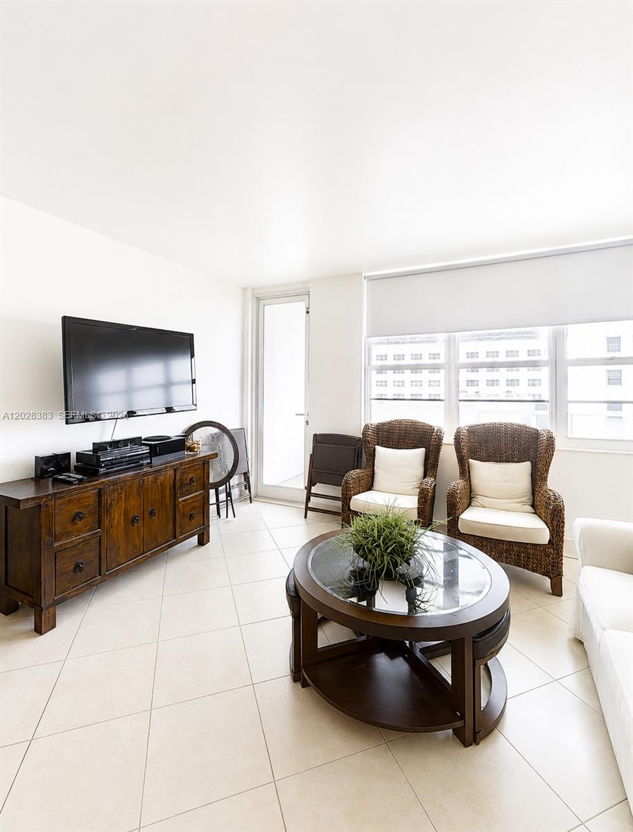 100 Lincoln Road, Unit 602 Miami Beach, FL 33139 - Photo 10 of 35