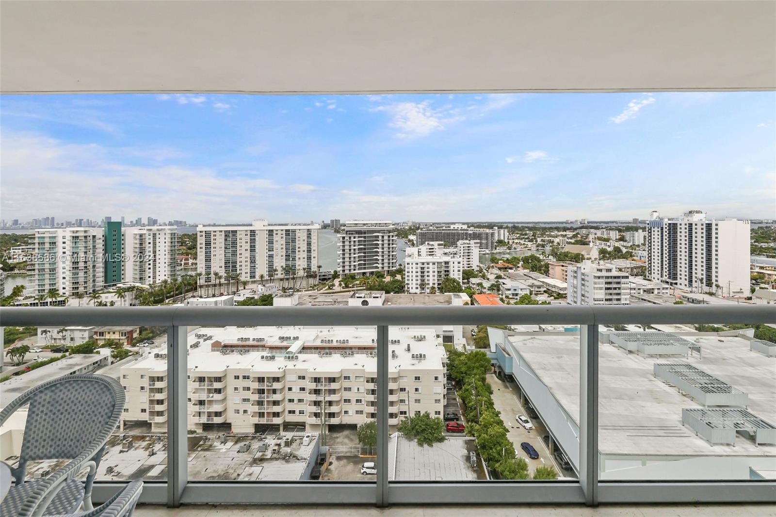 6799 Collins Avenue, Unit 1601 Miami Beach, FL 33141 - Photo 12 of 64
