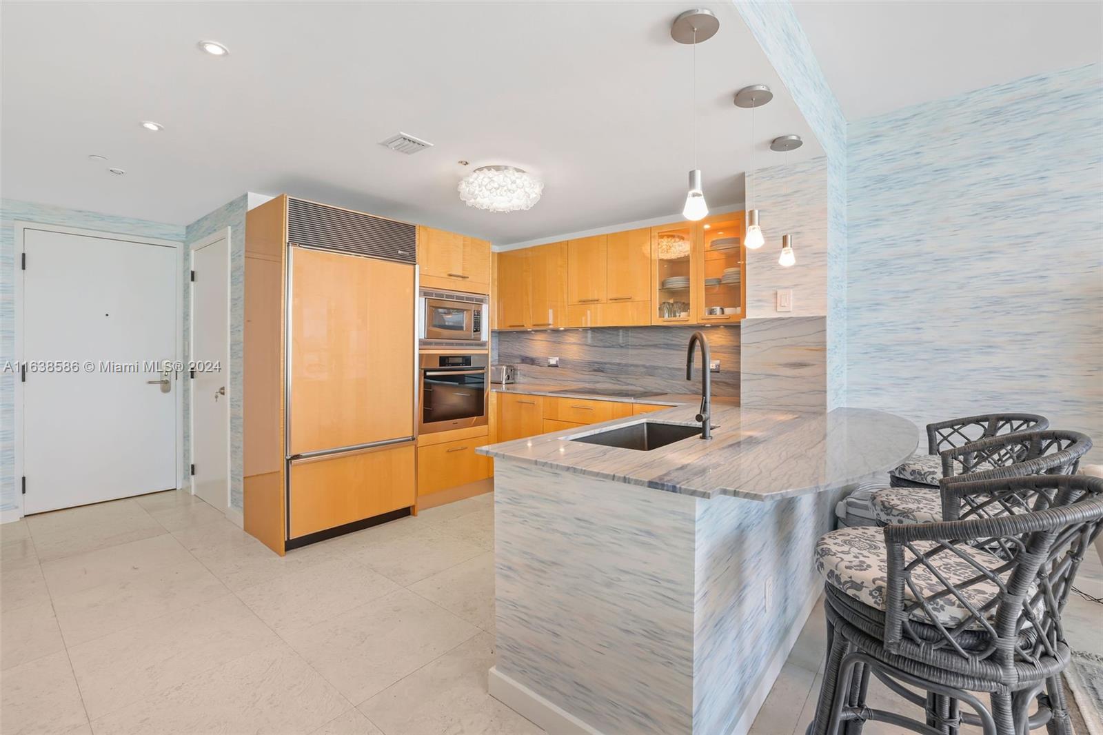 6799 Collins Avenue, Unit 1601 Miami Beach, FL 33141 - Photo 7 of 64