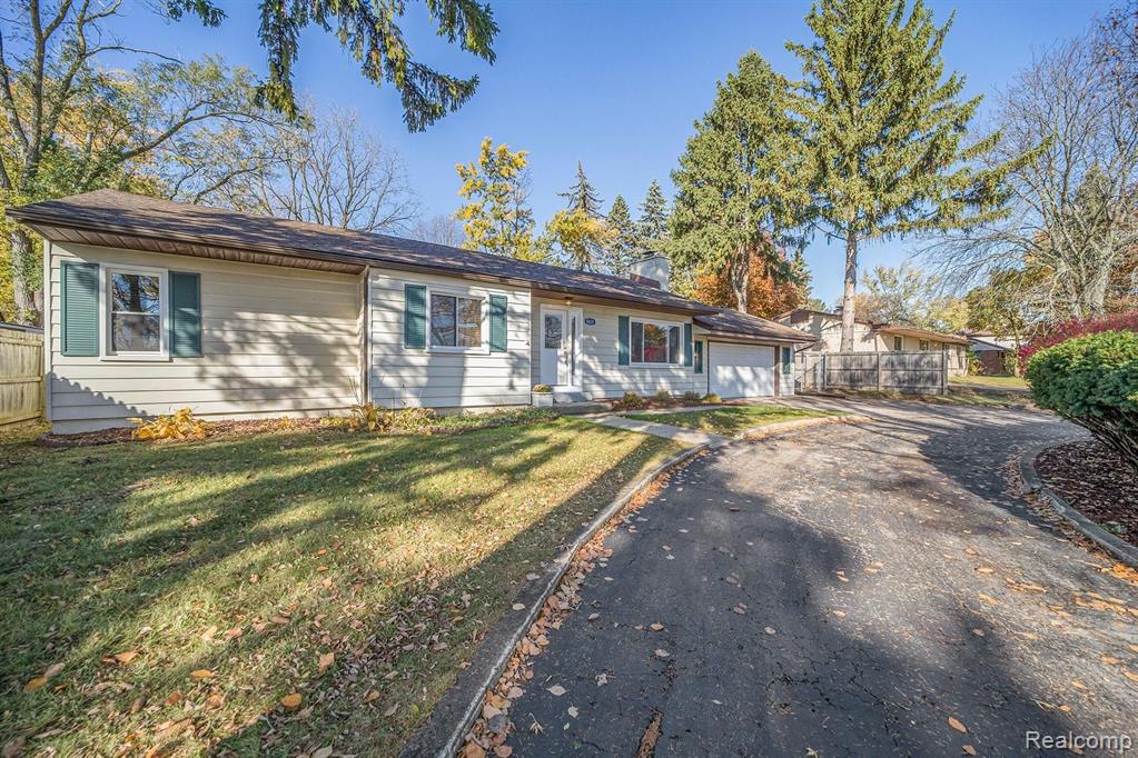 5631 Livernois Road Troy, MI 48098 - Photo 2 of 24