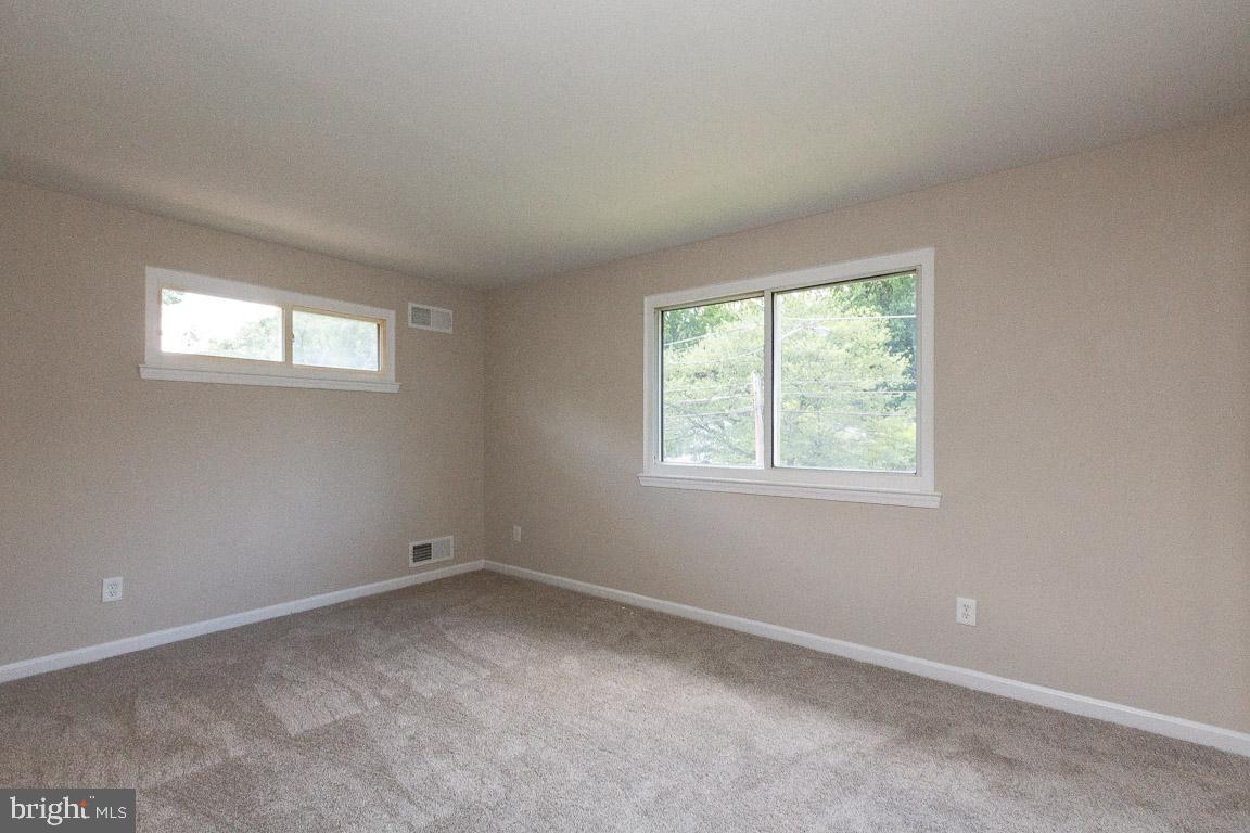813 Lowander Lane Silver Spring, MD 20901 - Photo 12 of 25 Bedroom 1