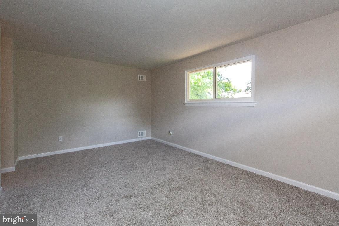 813 Lowander Lane Silver Spring, MD 20901 - Photo 22 of 25 Master bedroom