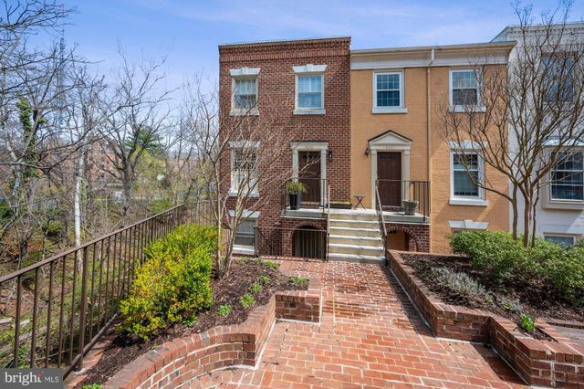 $813,000 | 4335 Massachusetts Avenue Northwest, Unit 4335, Washington, DC 20016