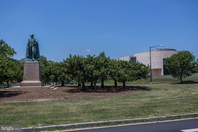 $813,000 | 4335 Massachusetts Avenue Northwest, Unit 4335, Washington, DC 20016