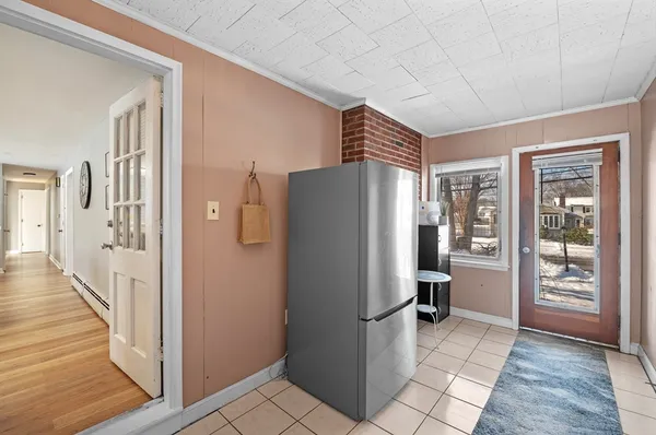 $750,000 | 129 Moody Street, North Andover, MA 01845