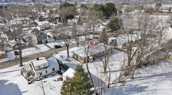 $750,000 | 129 Moody Street, North Andover, MA 01845