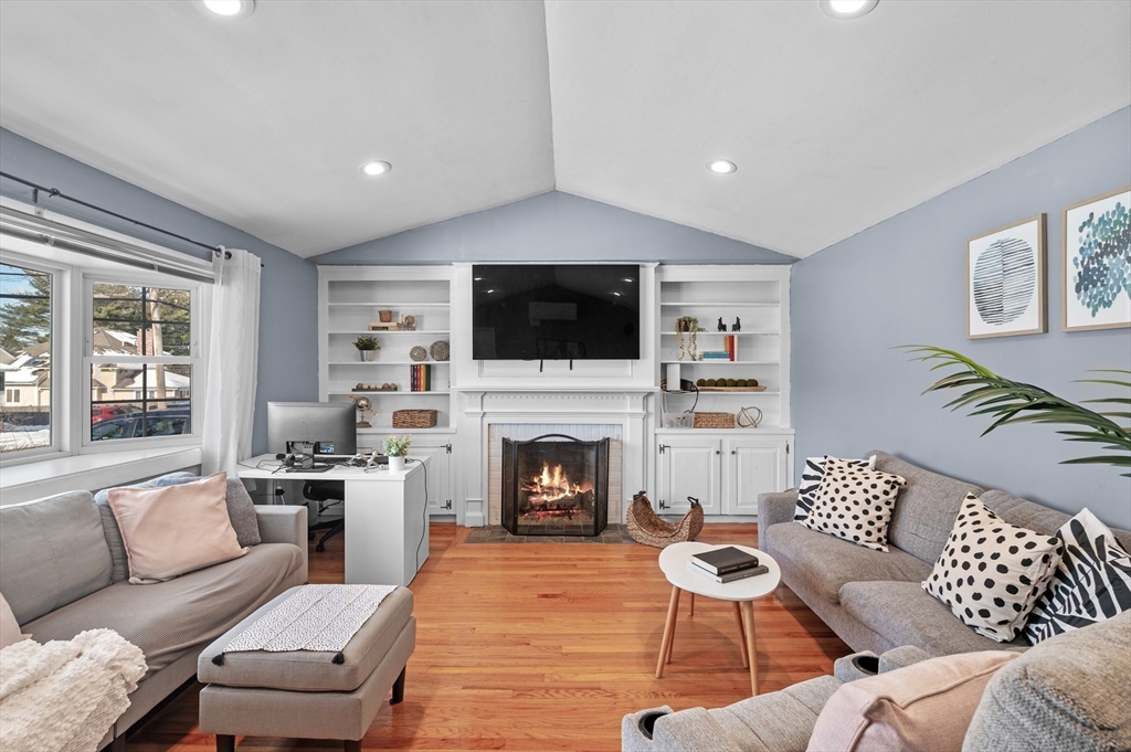 129 Moody Street North Andover, MA 01845 - Photo 10 of 42