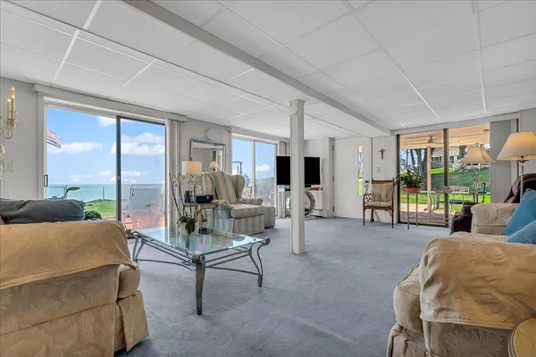 $925,000 | 7226 Lakeview Drive, Lexington, MI 48450