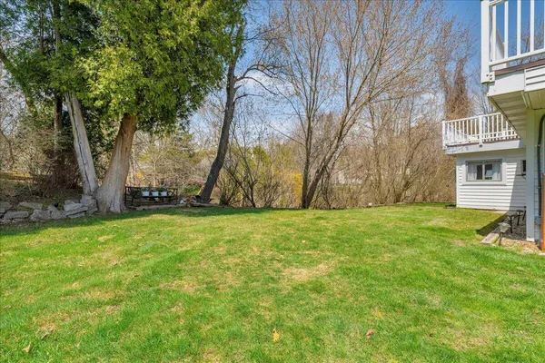 $925,000 | 7226 Lakeview Drive, Lexington, MI 48450