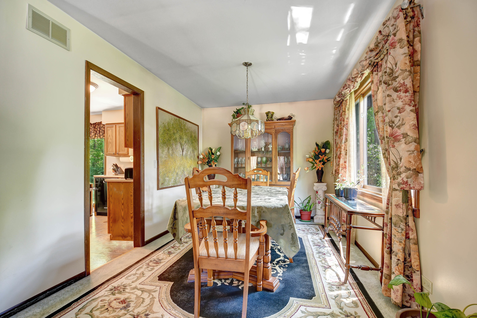 17342 Bluff Road Lemont, IL 60439 - Photo 5 of 32 a view of a livingroom with furniture wooden floor and windows