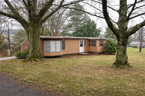 $54,500 | 118 Lehigh Drive, Leechburg, PA 15656