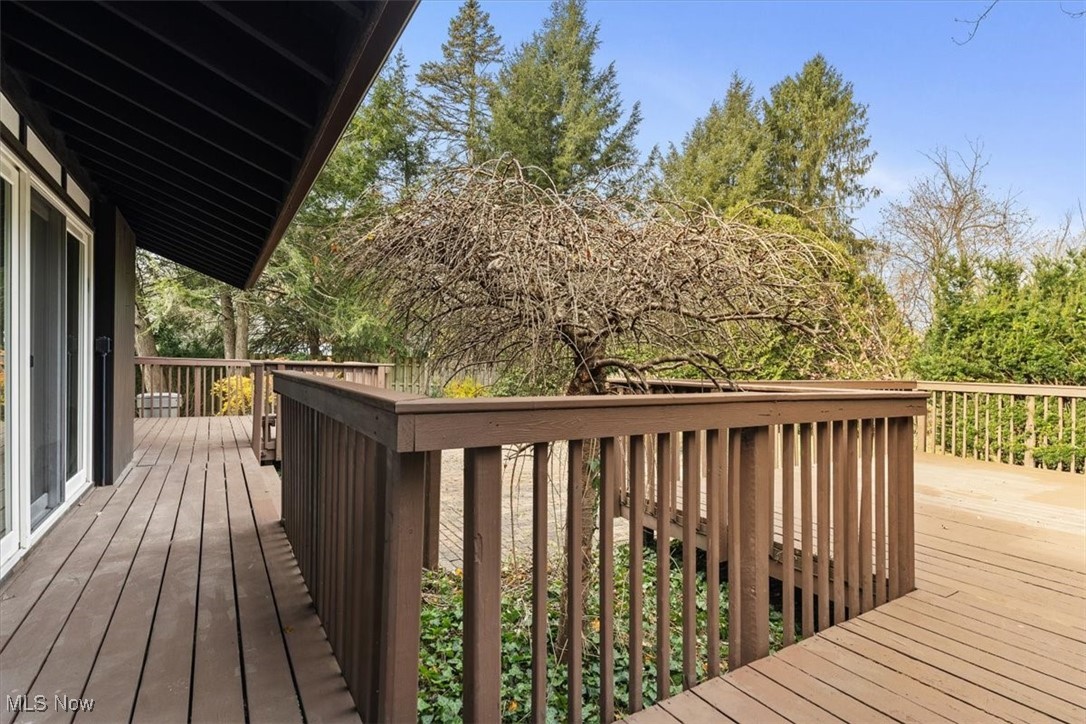 3863 Sourek Rd Extension Akron, OH 44333 - Photo 37 of 42 View of wooden deck