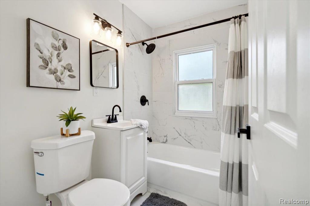 21445 Greenview Road Southfield, MI 48075 - Photo 14 of 25