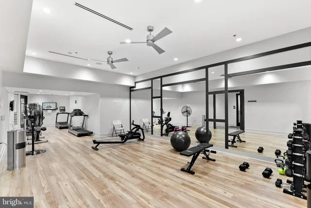 a view of a tennis court