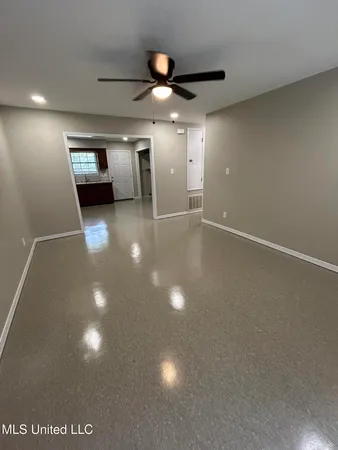 $1,000 | 1004 Telly Road, Unit A, Picayune, MS 39466