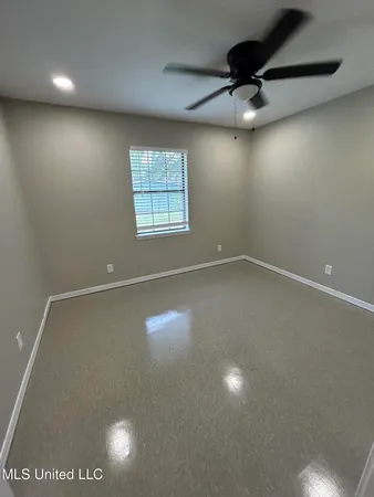 $1,000 | 1004 Telly Road, Unit A, Picayune, MS 39466