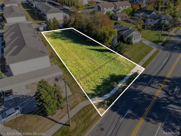 $19,900 | -utica Road Utica, Roseville, MI 48066