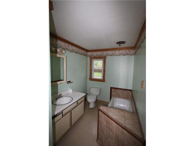 300 South County Line Road St. Paul, IN 47272 - Photo 11 of 12 Gallery Image 11
