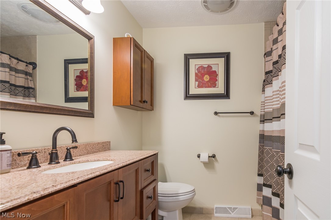 4300 Ridgewood Road Akron, OH 44321 - Photo 22 of 35