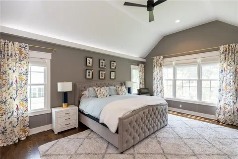 $1,950,000 | 8900 Mohawk Lane, Leawood, KS 66206
