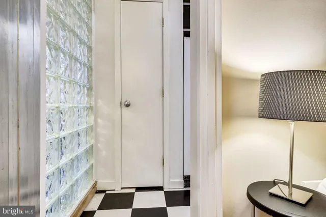 a view of a entryway with interior