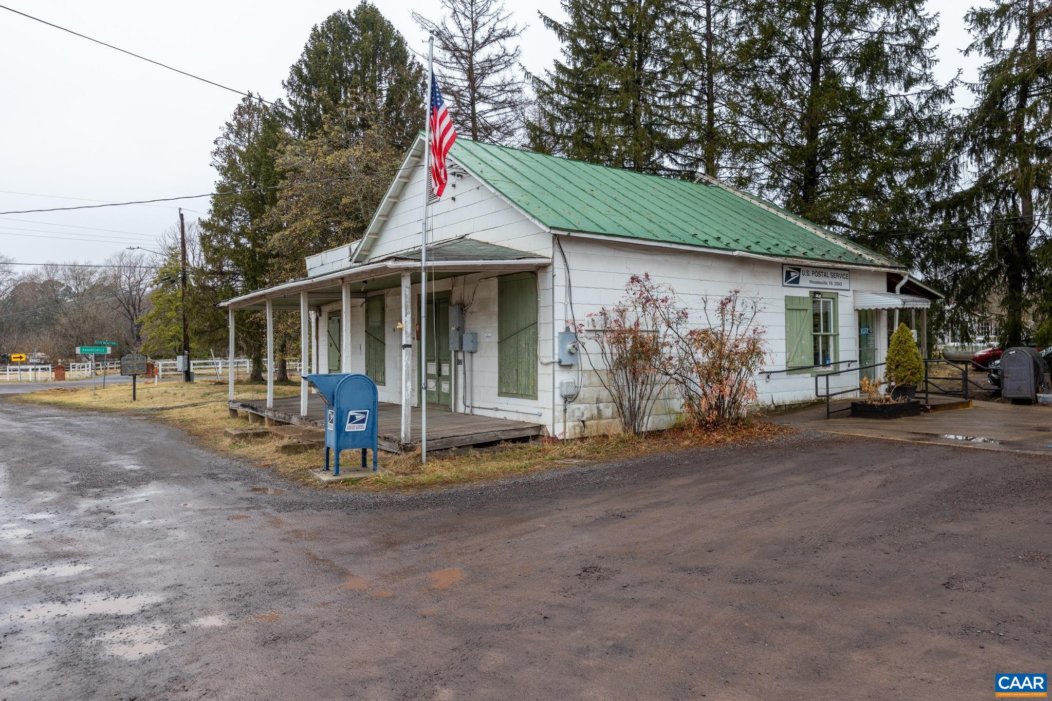 9451 Black Walnut Run Road Rhoadesville, VA 22542 - Photo 71 of 72 a view of a house with backyard and sitting area
