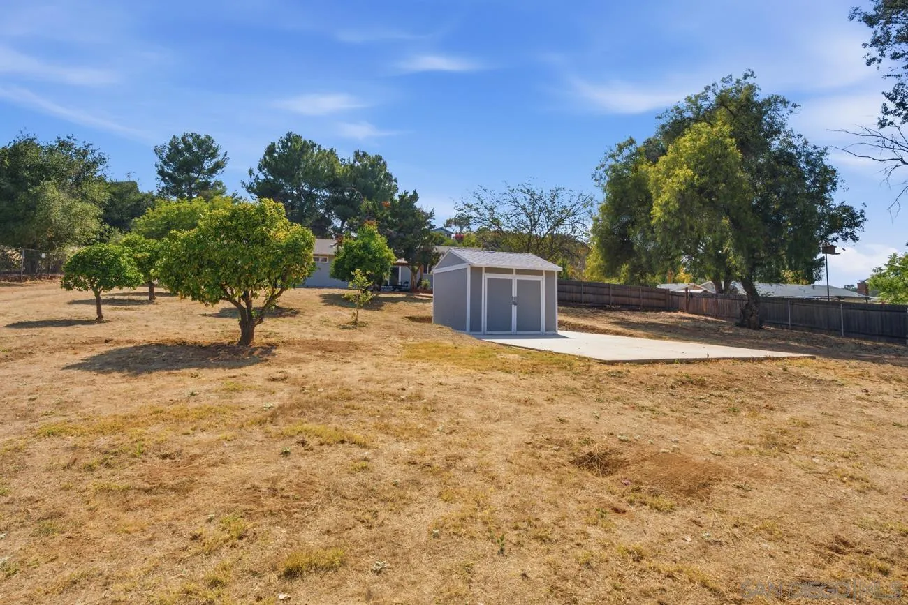 15773 Oak Valley Road Ramona, CA 92065 - Photo 39 of 42 Back yard