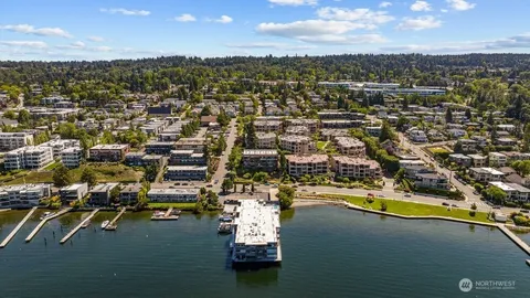 $1,000,000 | 515 Lake Street South, Unit 205, Kirkland, WA 98033