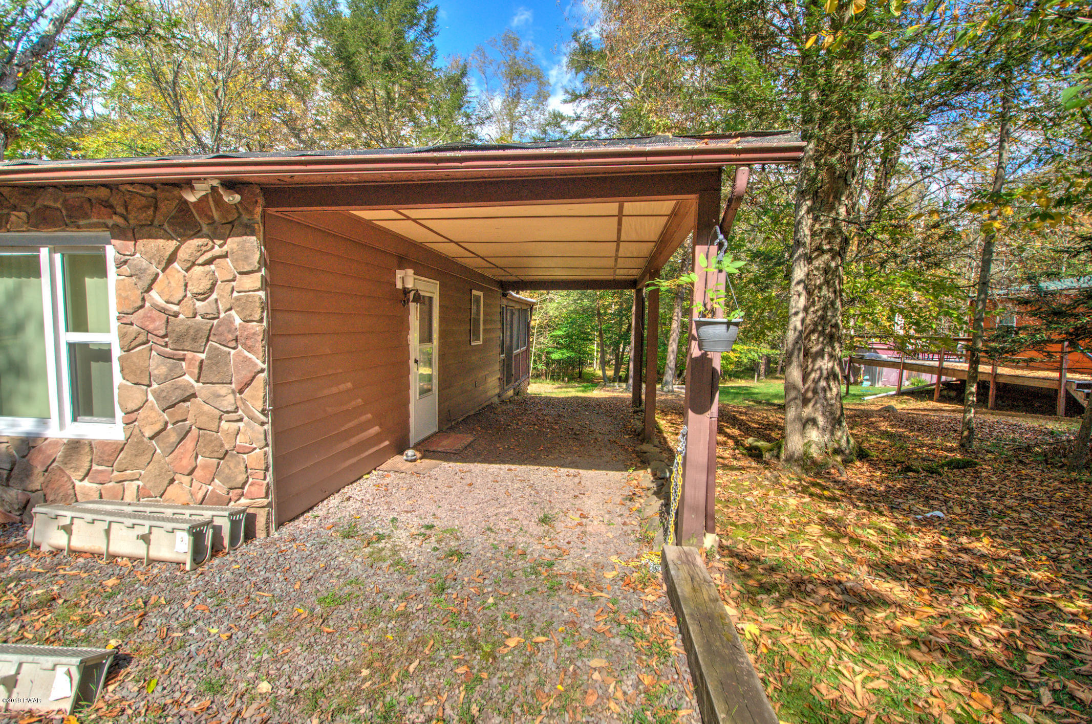 111 Riverside Drive Greentown, PA 18426 - Photo 26 of 32