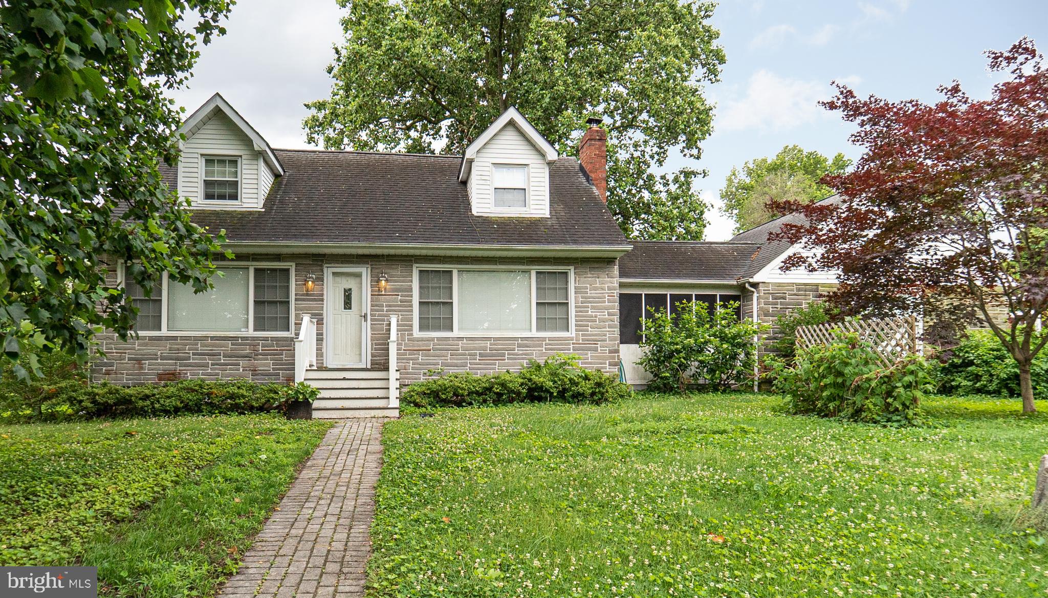 1711 Twickenham Road Pasadena, MD 21122 - Photo 1 of 33 Gallery Image 1