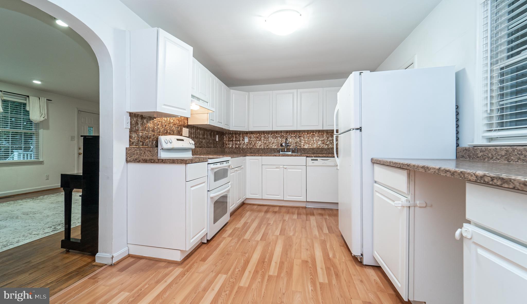 1711 Twickenham Road Pasadena, MD 21122 - Photo 19 of 33 Gallery Image 19