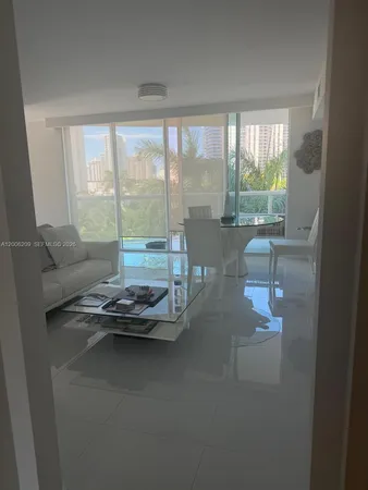 $33,000 | 19400 Turnberry Way, Unit 331, Aventura, FL 33180