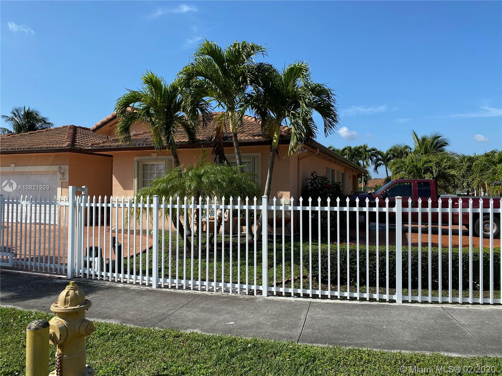 5204 Southwest 159th Court Miami, FL 33185 - Photo 2 of 9