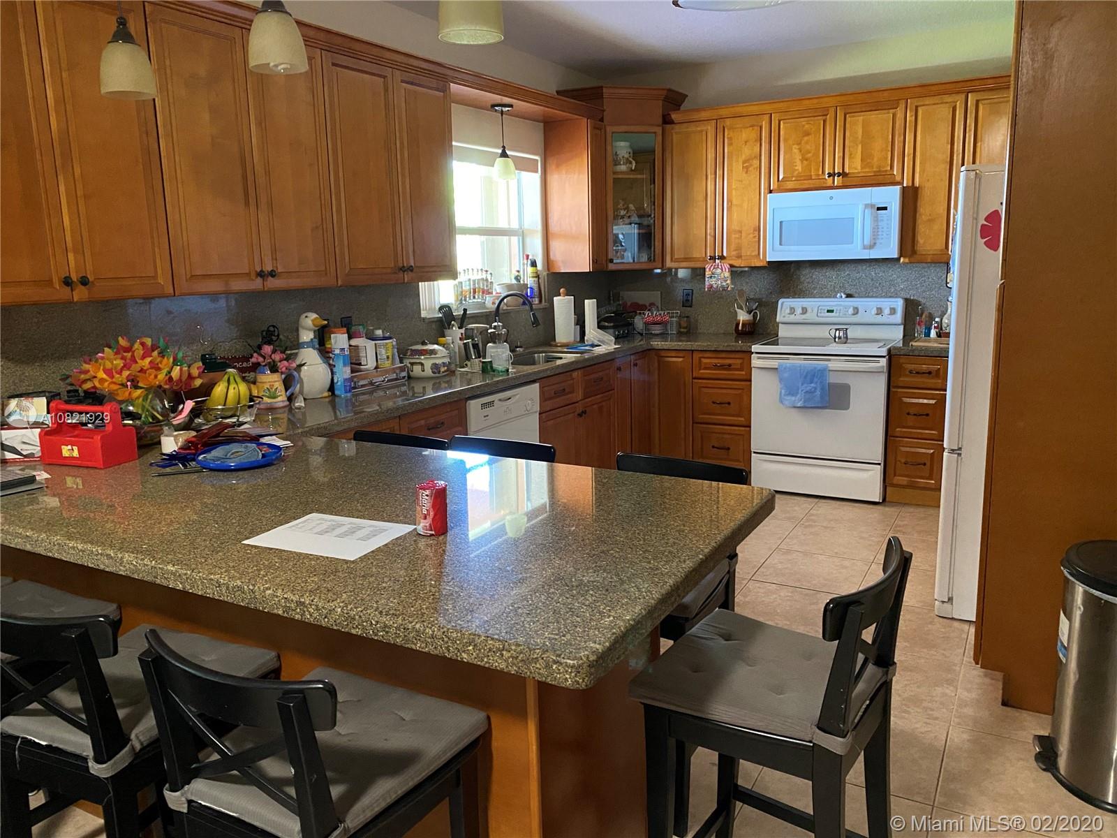 5204 Southwest 159th Court Miami, FL 33185 - Photo 8 of 9