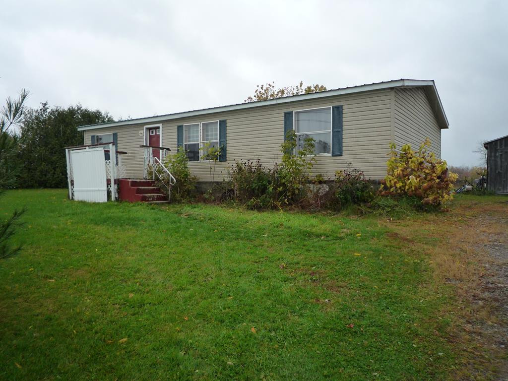 202 West Hill Road Plattsburgh, NY 12901 - Photo 1 of 1 Gallery Image 1