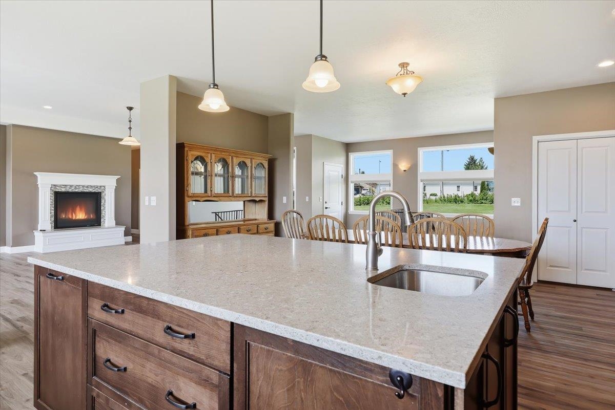 202 Allen Road Elk, WA 99009 - Photo 11 of 50
