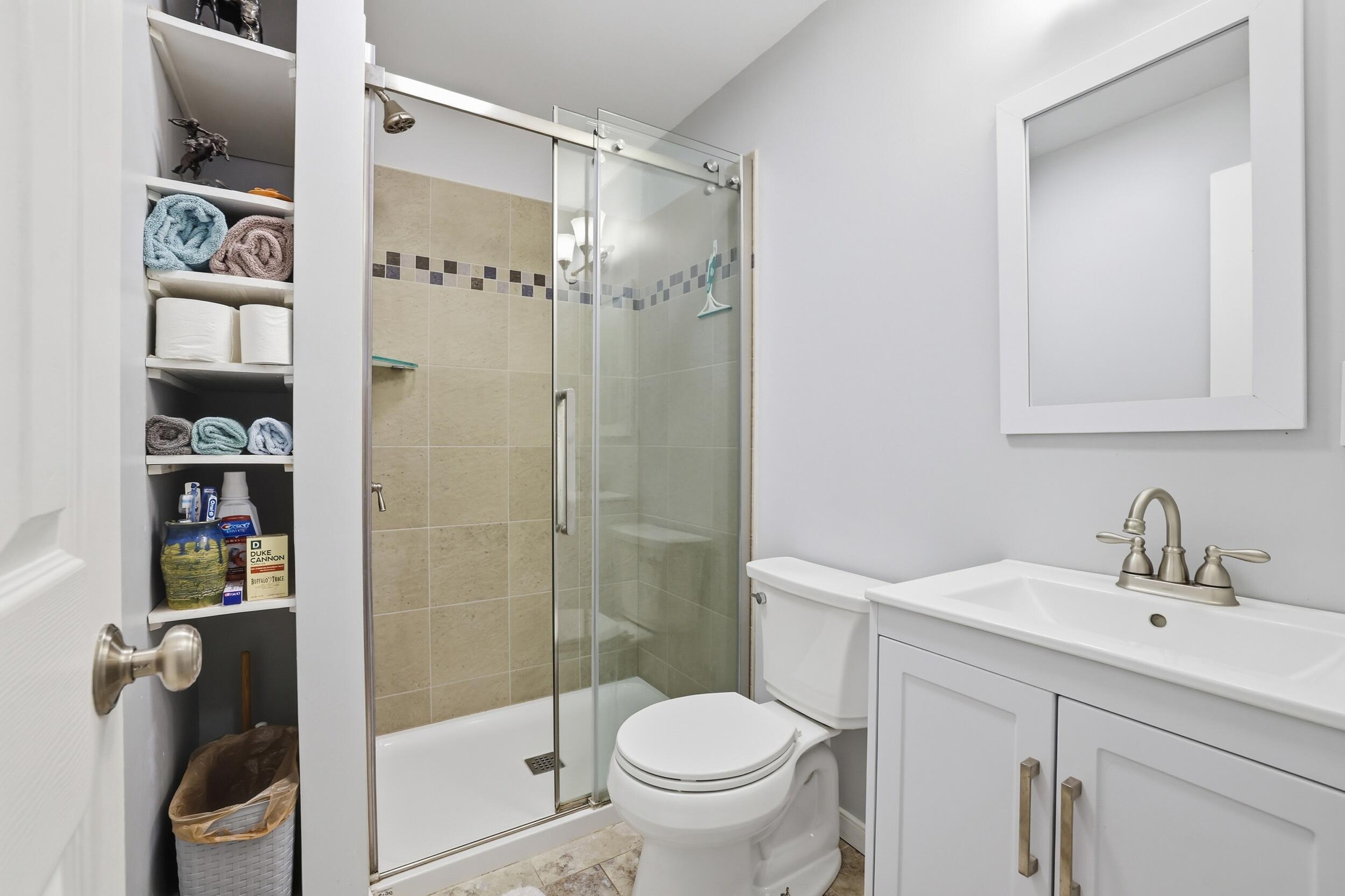 744 Kingston Road Lexington, KY 40505 - Photo 23 of 36 22_1h4a0363