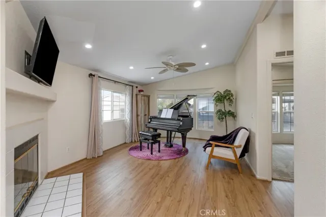 $298,000 | 1051 Site, Unit 89, Brea, CA 92821