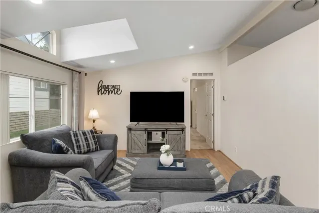 $274,900 | 1051 Site, Unit 89, Brea, CA 92821