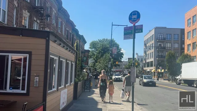 $395,000 | 390 Rugby Road, Unit L1 | Ditmas Park