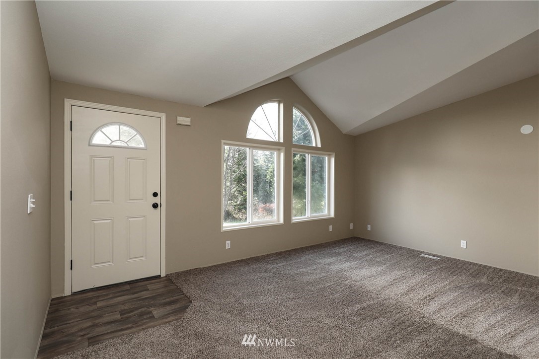 817 Mt Pleasant Road Kelso, WA 98626 - Photo 2 of 19 Gallery Image 2