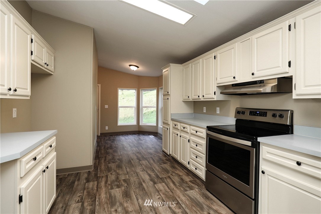 817 Mt Pleasant Road Kelso, WA 98626 - Photo 6 of 19 Gallery Image 6