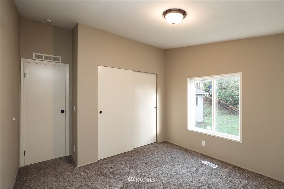 817 Mt Pleasant Road Kelso, WA 98626 - Photo 8 of 19 Gallery Image 8